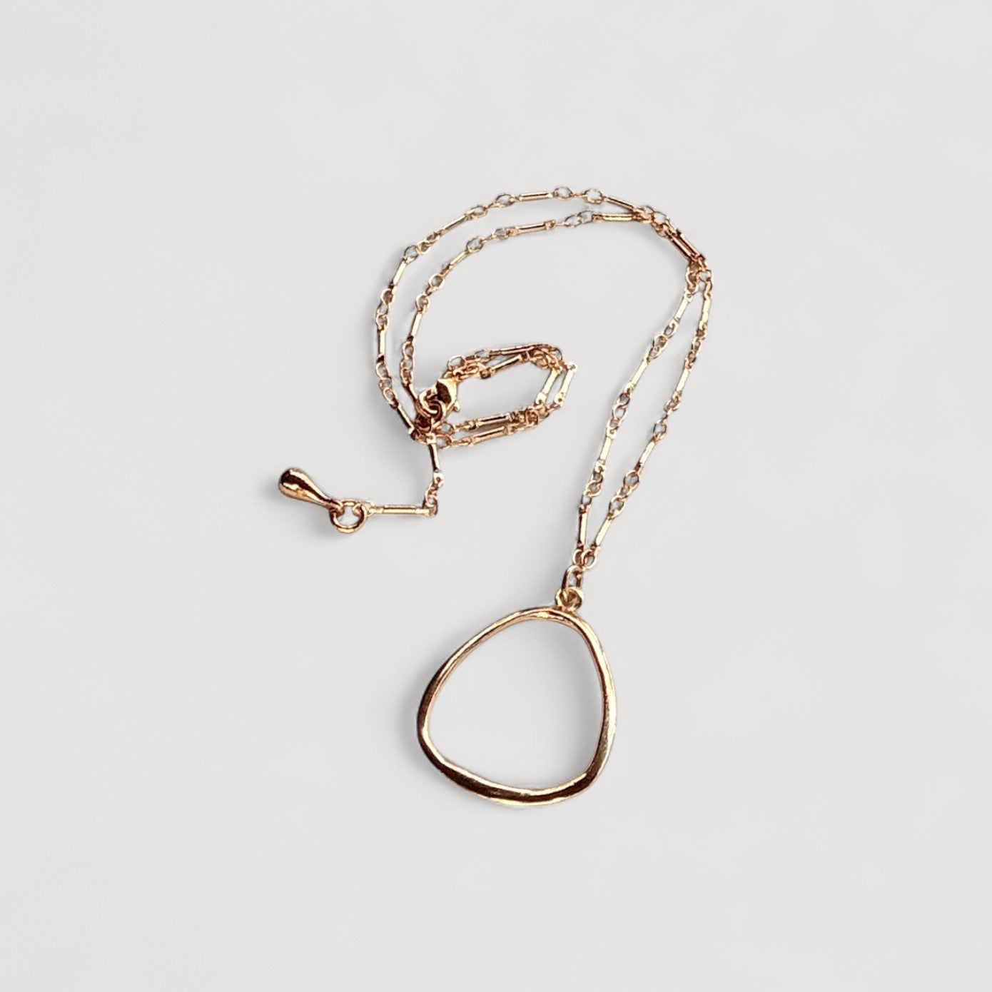 Collar en oro de la colección Candela CC2