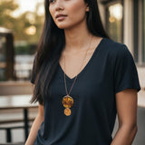 Colgante en oro CA1G de la colección Abril sobre fMODELO